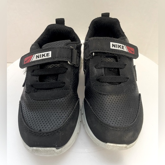 Toddlers running shoes - Size 6K - Picture 3 of 8
